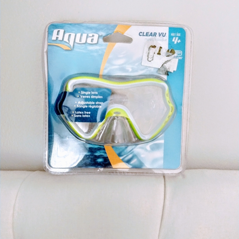 NEW AQUA 4+ YEARS SWIMMING GOGGLES
